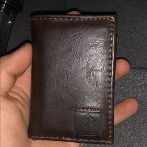 Columbia wallet